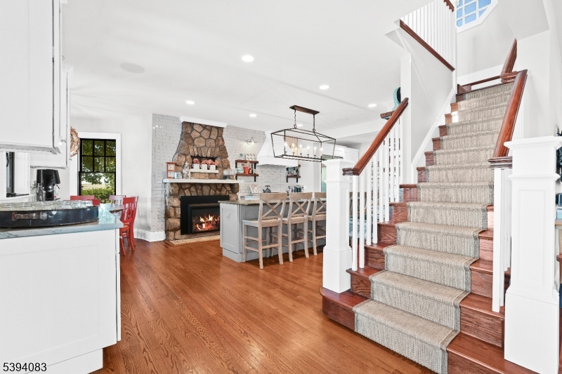 331 Lakeside Blvd