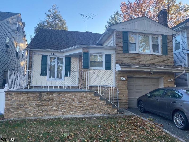 624 Irvington Ave