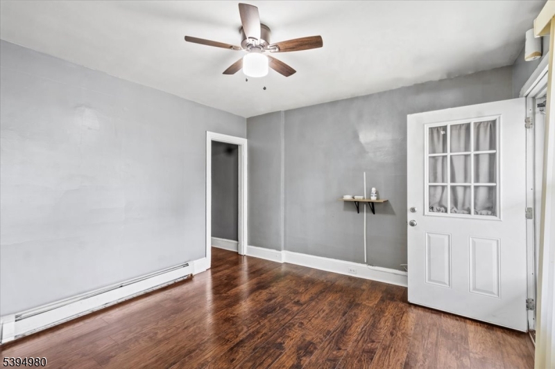 636 Elizabeth St