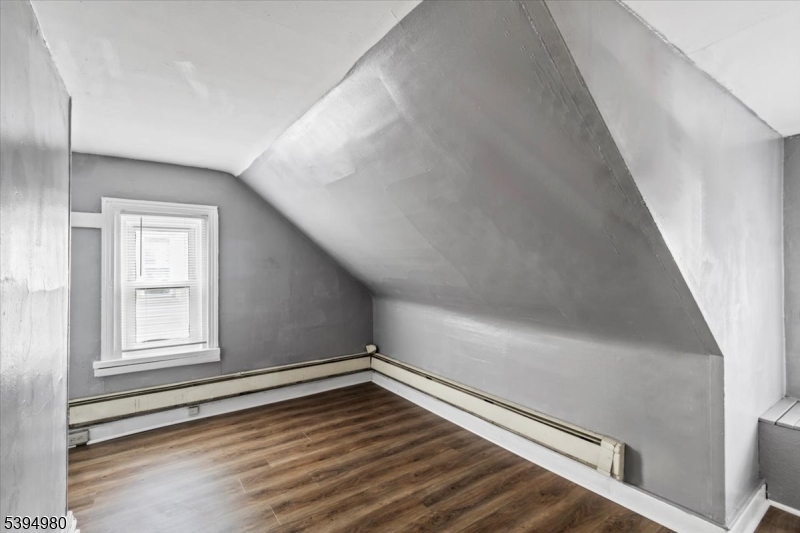 636 Elizabeth St