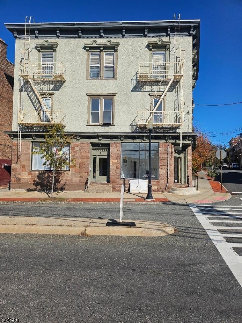 41 Glenridge Ave #15