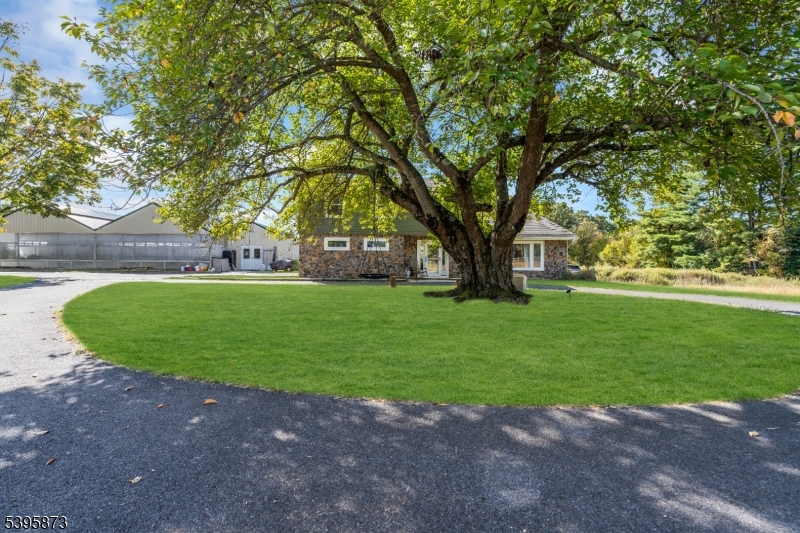 70 Mackenzie Rd