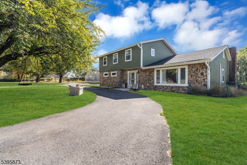 70 Mackenzie Rd