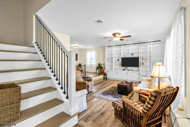 70 Mackenzie Rd