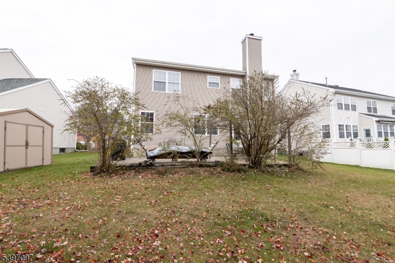 55 Saxton Dr