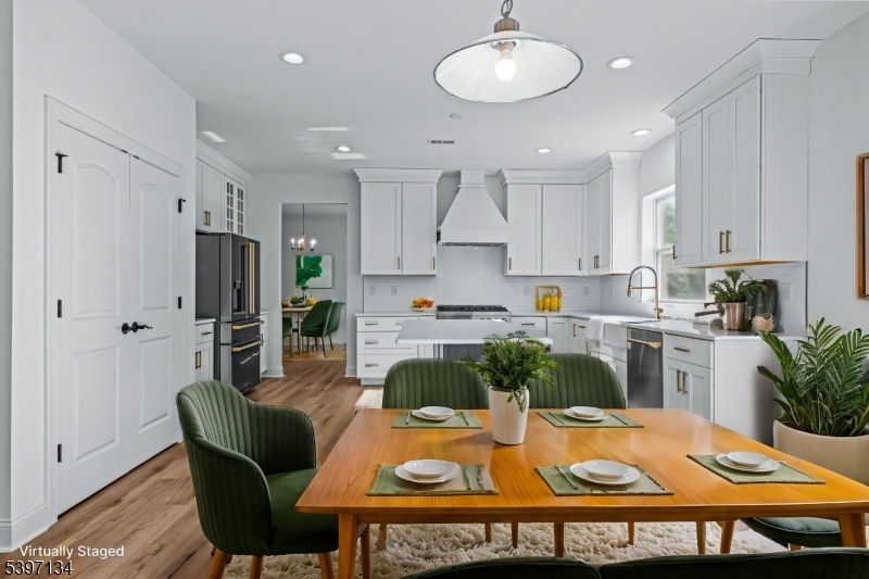 35 Barbertown Point Breeze