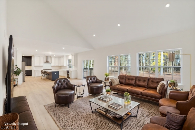 35 Barbertown Point Breeze