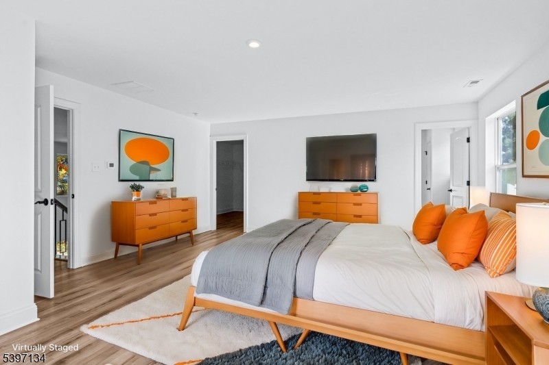 35 Barbertown Point Breeze