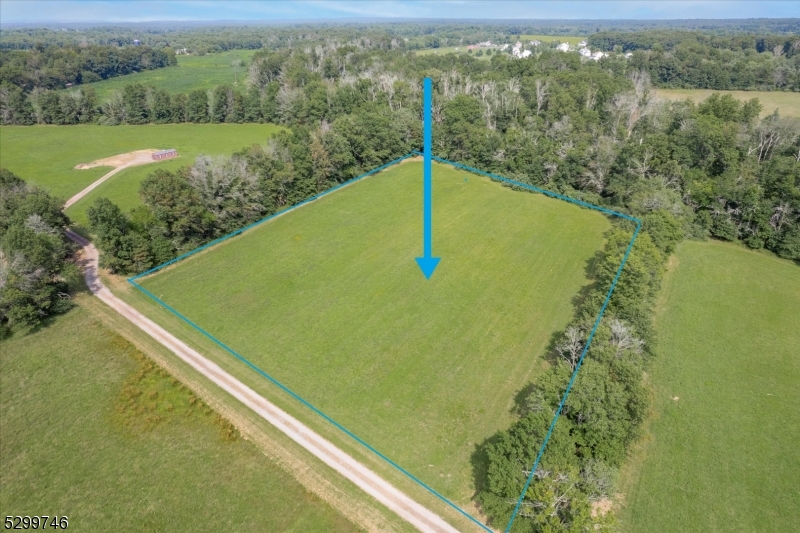 35 Barbertown Point Breeze