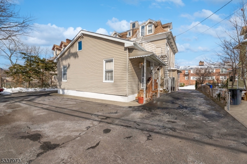 120 Milligan Pl