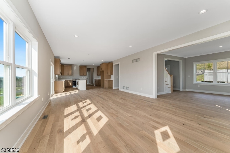 4 Spring Ct