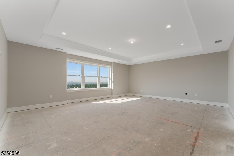 4 Spring Ct