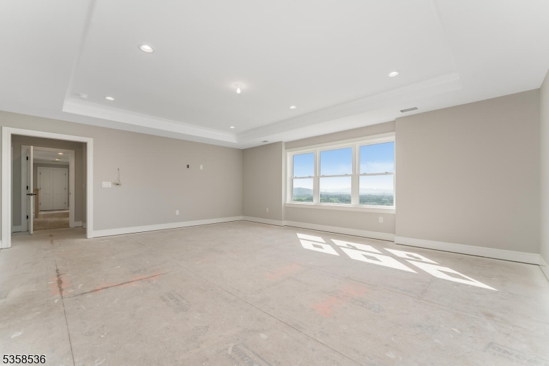 4 Spring Ct