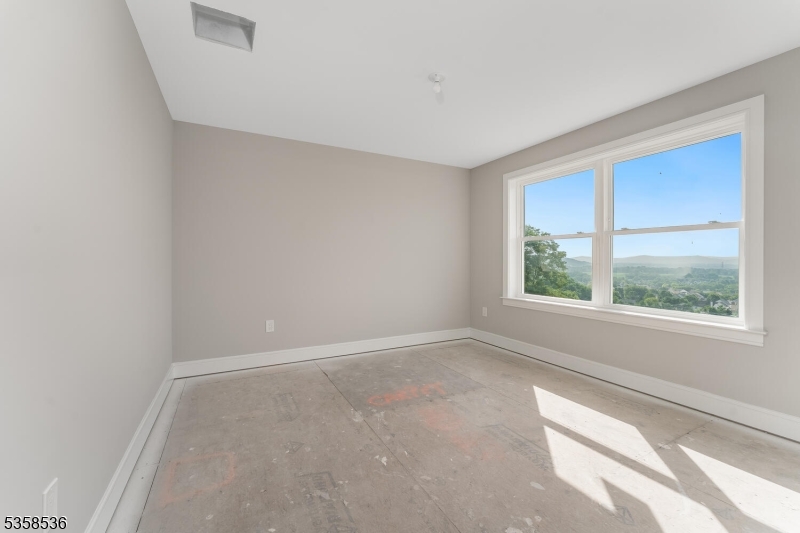 4 Spring Ct