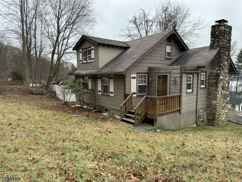 13 Log Cabin Ter