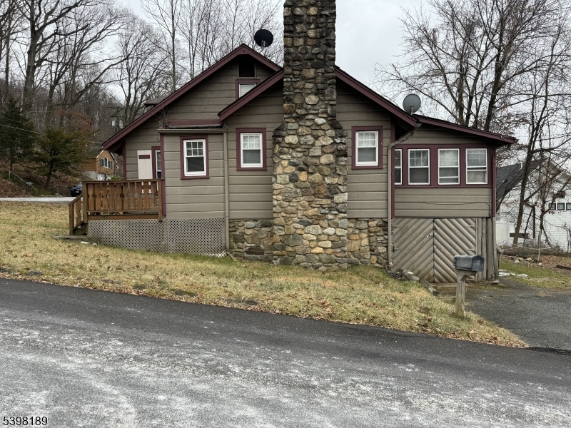 13 Log Cabin Ter