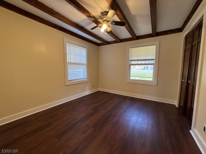 13 Log Cabin Ter