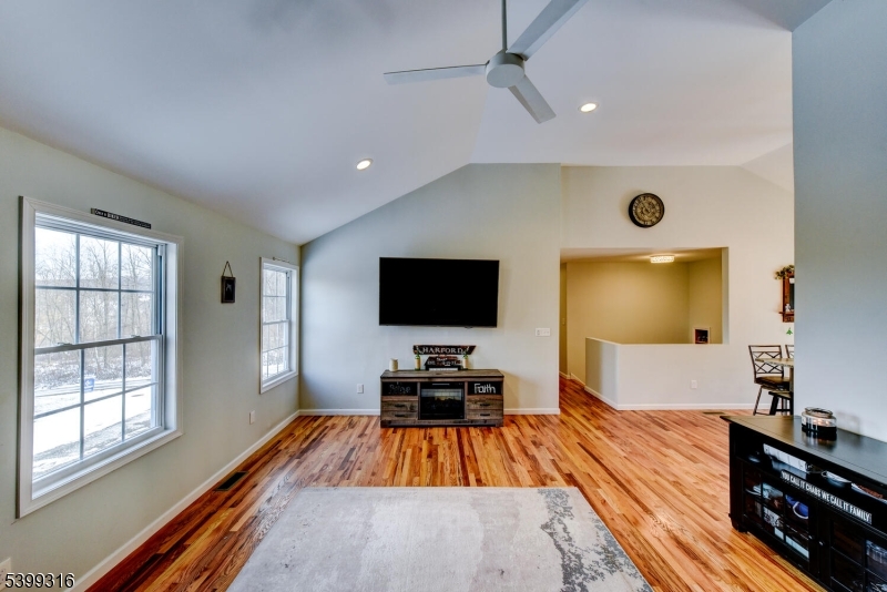 149 Maple Rd