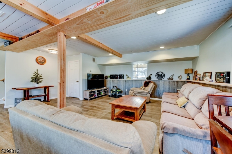 149 Maple Rd