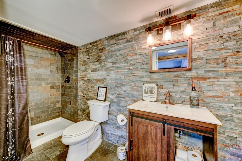 149 Maple Rd