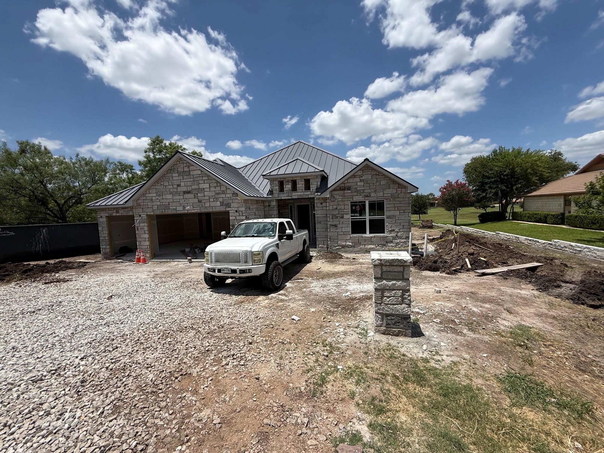 604 Hi Circle South, Horseshoe Bay, TX 78657
