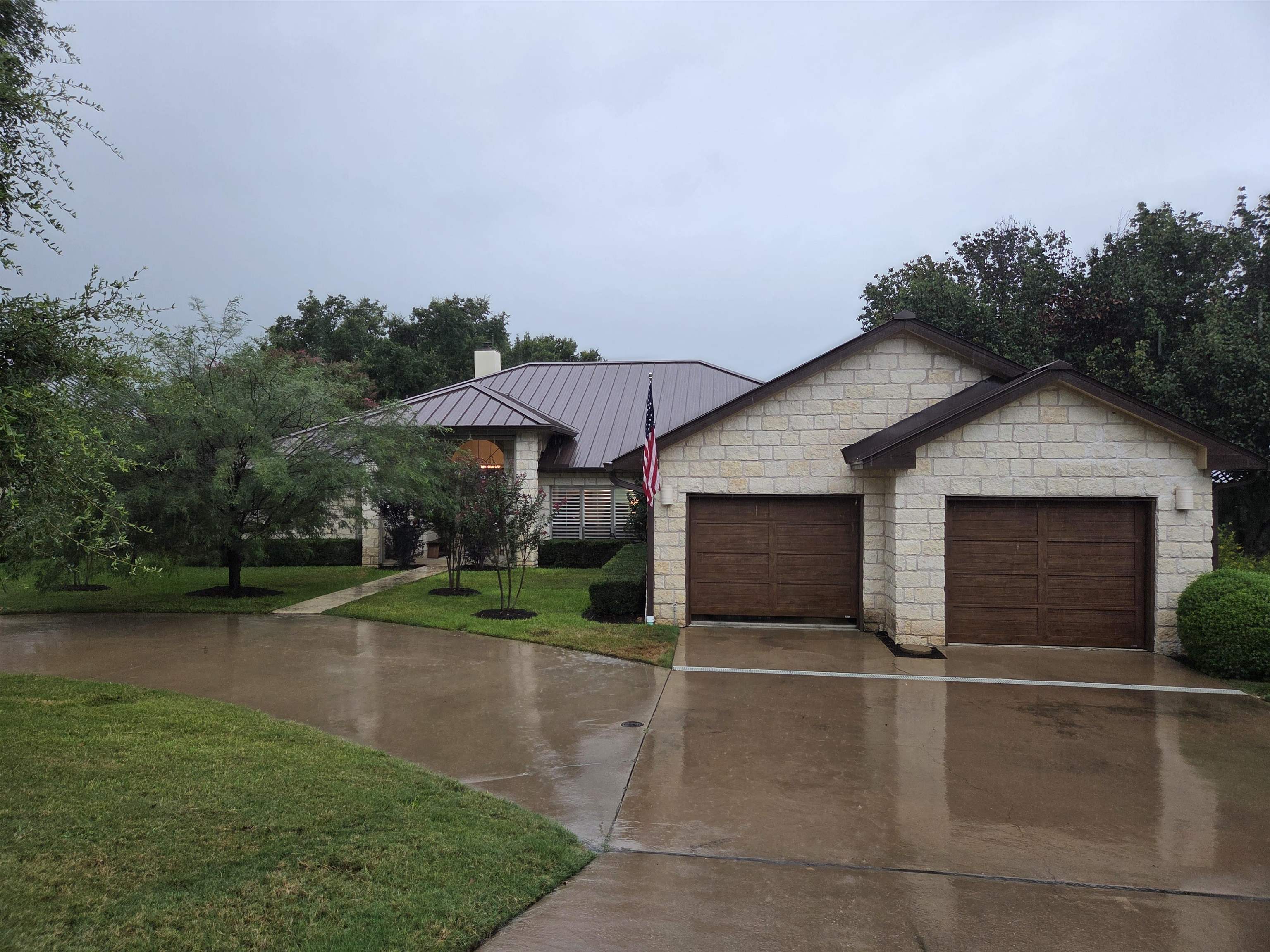 508 S Hi Circle, Horseshoe Bay, TX 78657