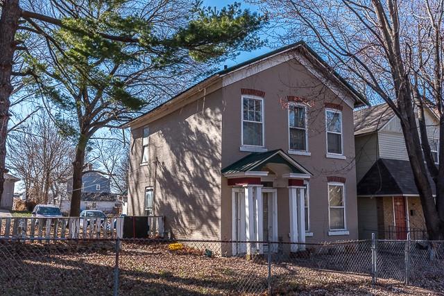 321 Pottawatomie Street - Photo 1