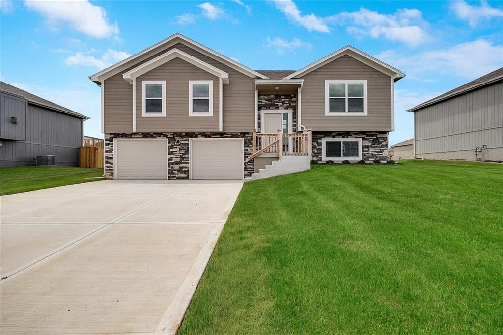 508 Foxglove Lane - Photo 1
