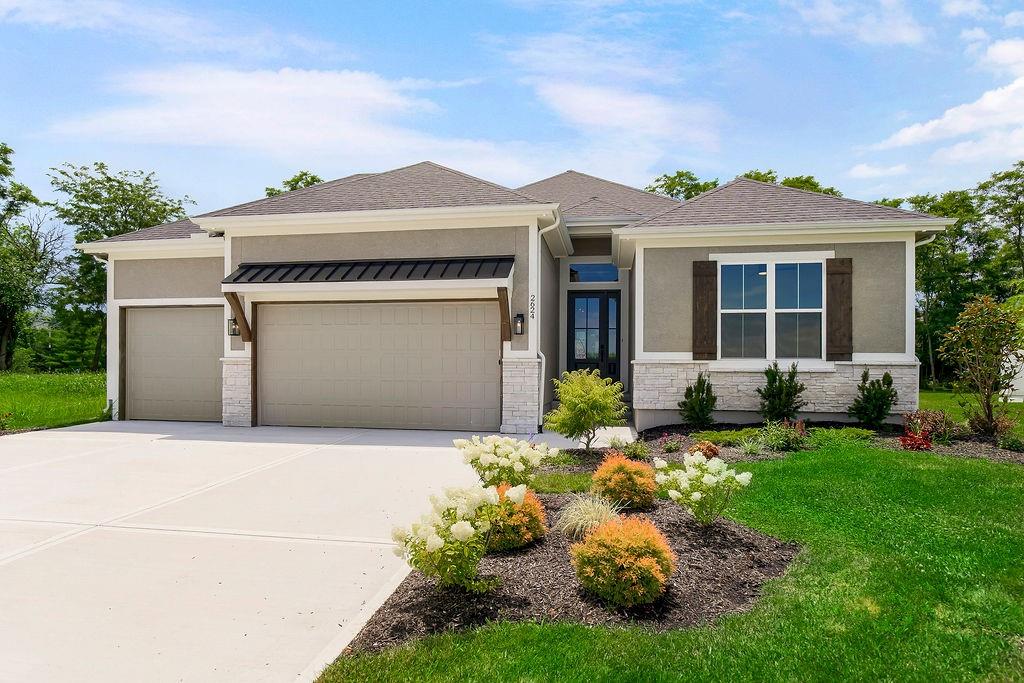 2624 NE Woodland Oak Drive - Photo 1