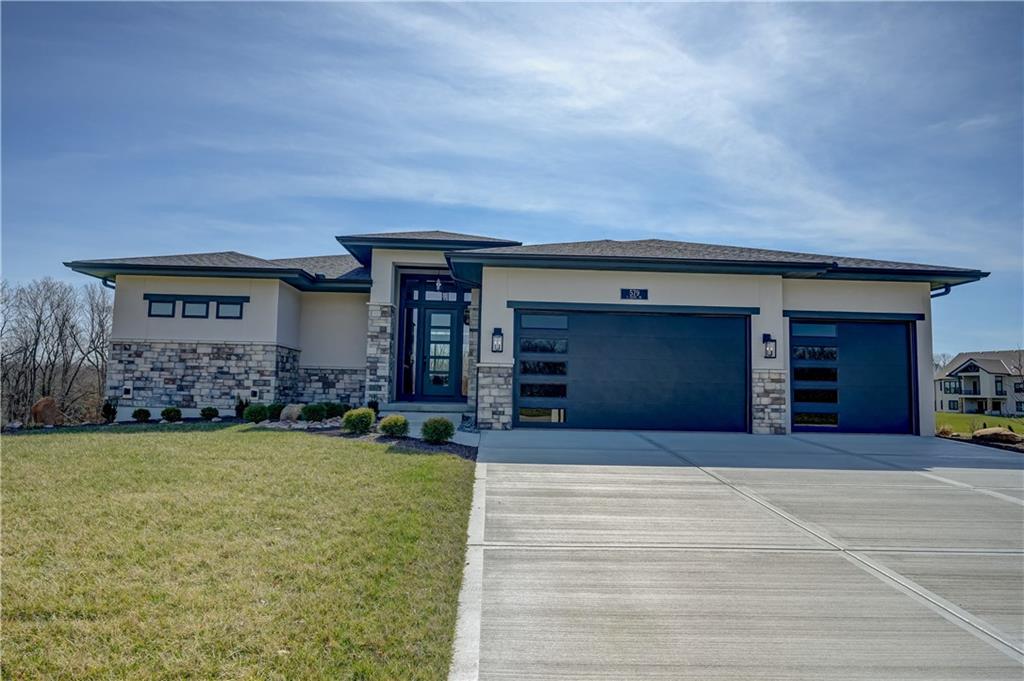 579 South Shore Drive - Photo 1