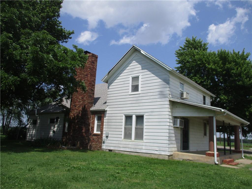 1834 N High School Avenue - Photo 1