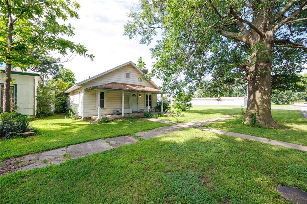 919 Indiana Street - Photo 1