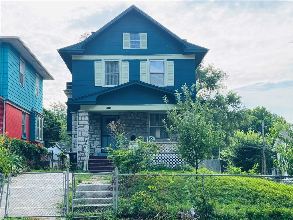401 N Hardesty Avenue - Photo 1