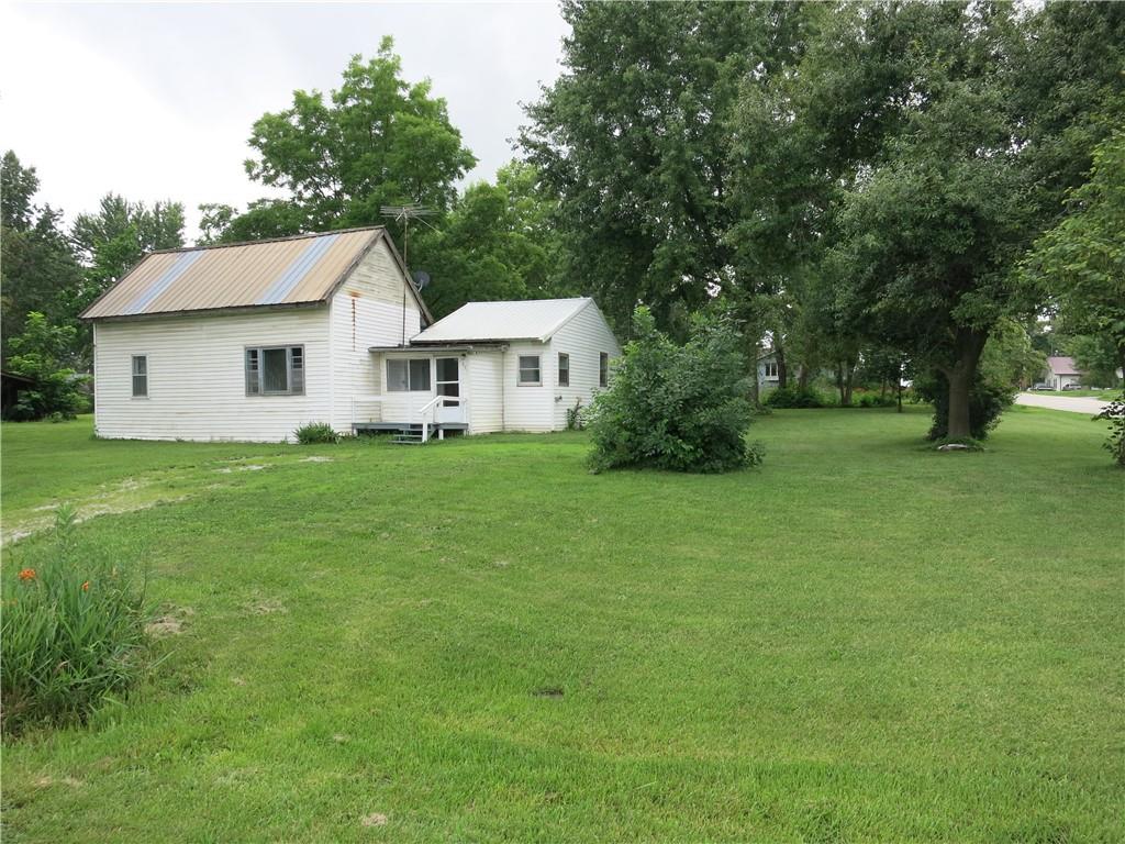 281 Maple Street - Photo 1