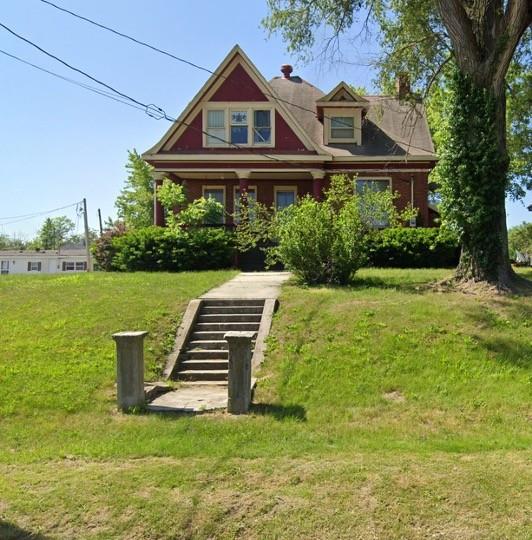 430 E 4th Street - Photo 1