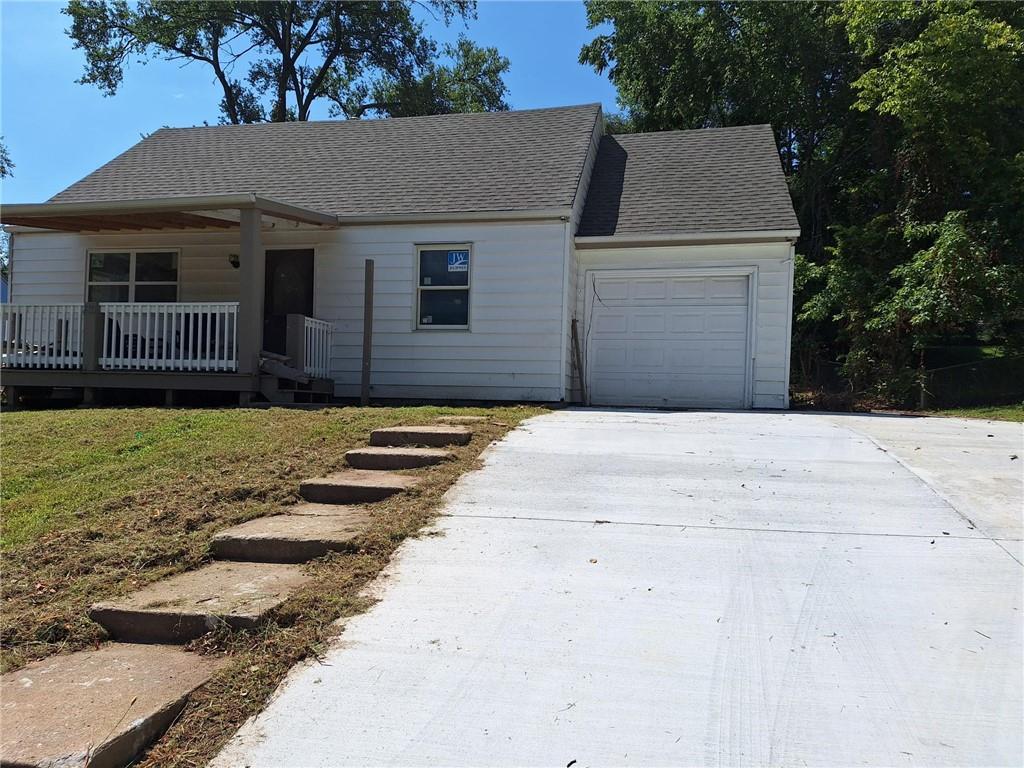 4735 E 44 Street - Photo 1
