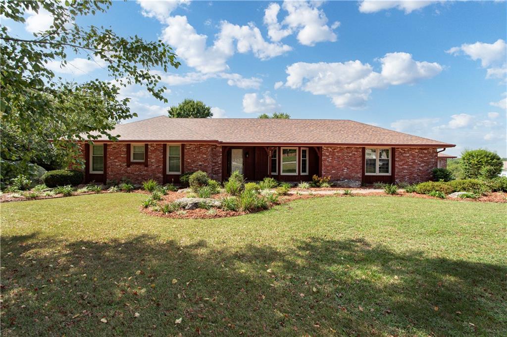 822 Dickinson Road - Photo 1