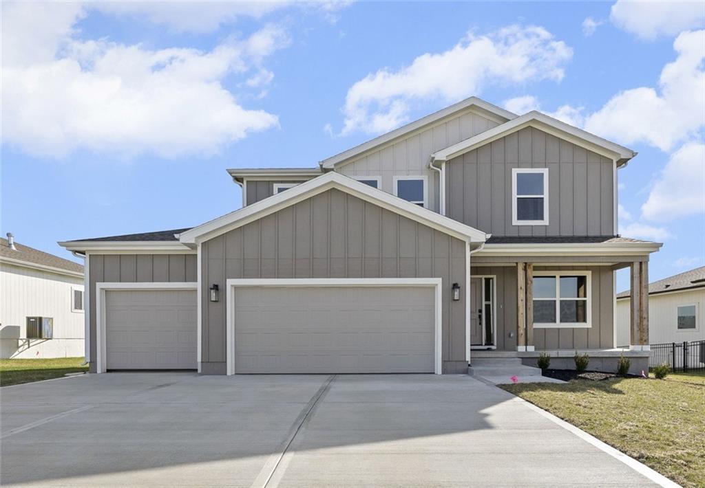 18637 W 193rd Street - Photo 1