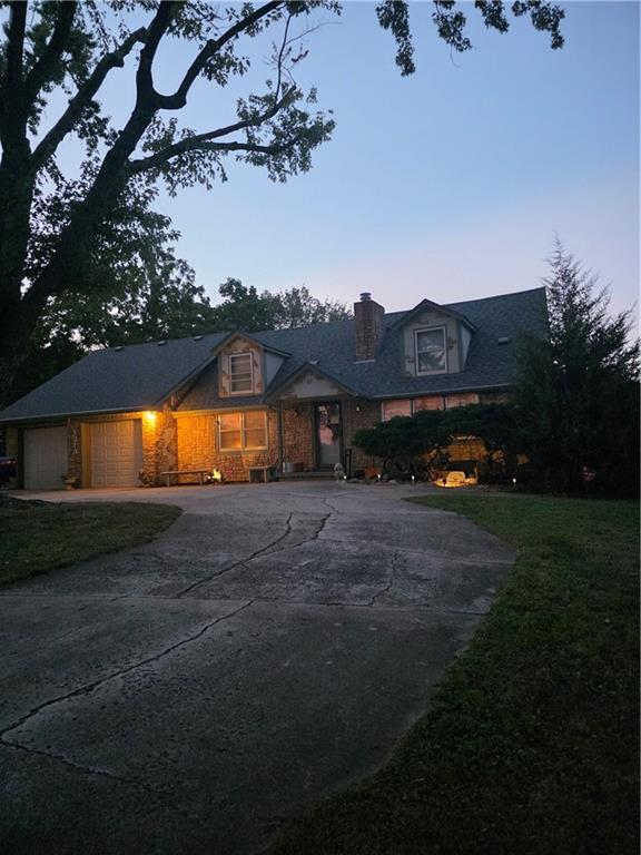 1220 NE Woods Chapel Road - Photo 1