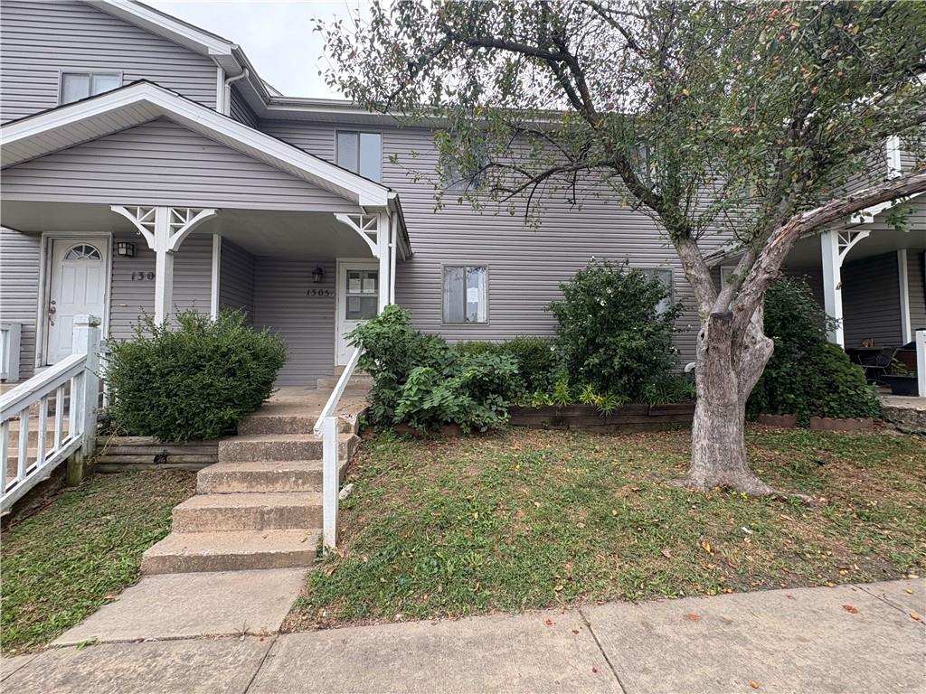 1305 E 123RD Terrace #B - Photo 1