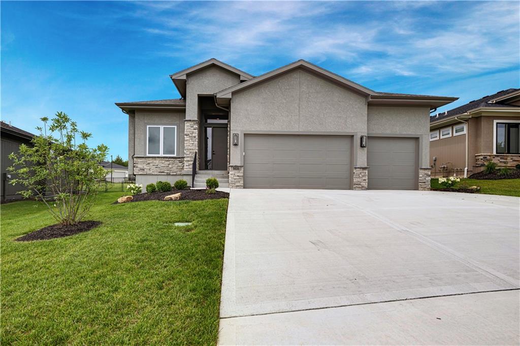 9836 Shady Bend Road - Photo 1