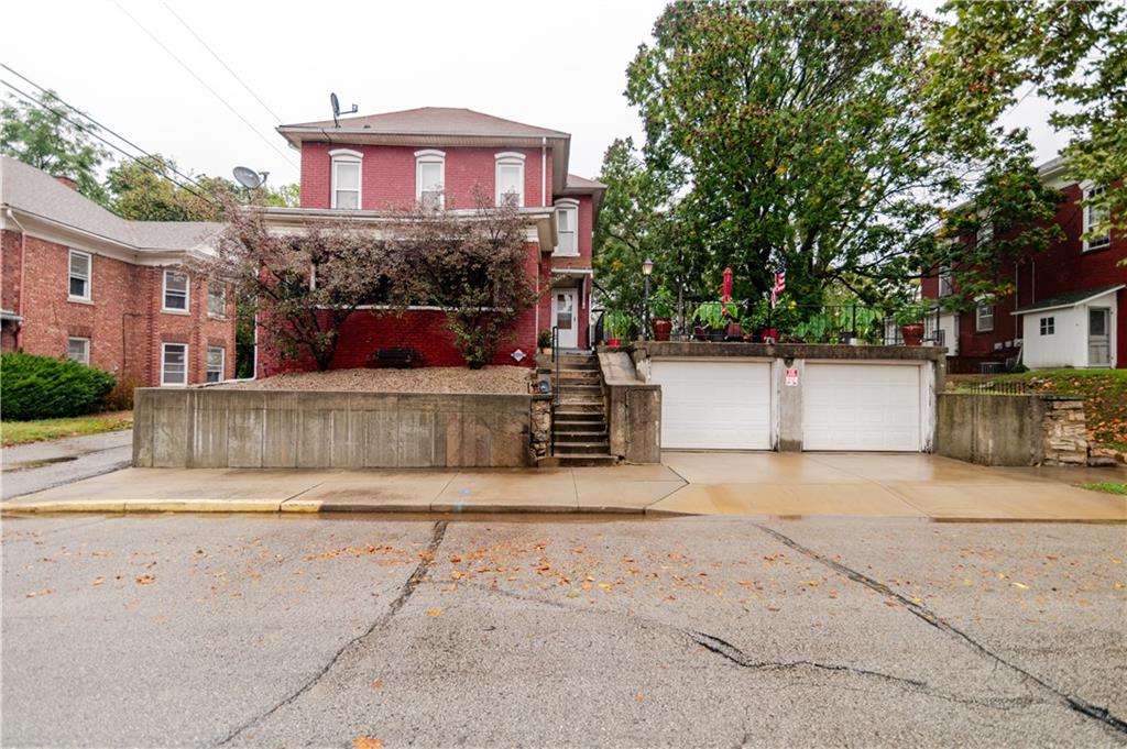 212 N 9th Street