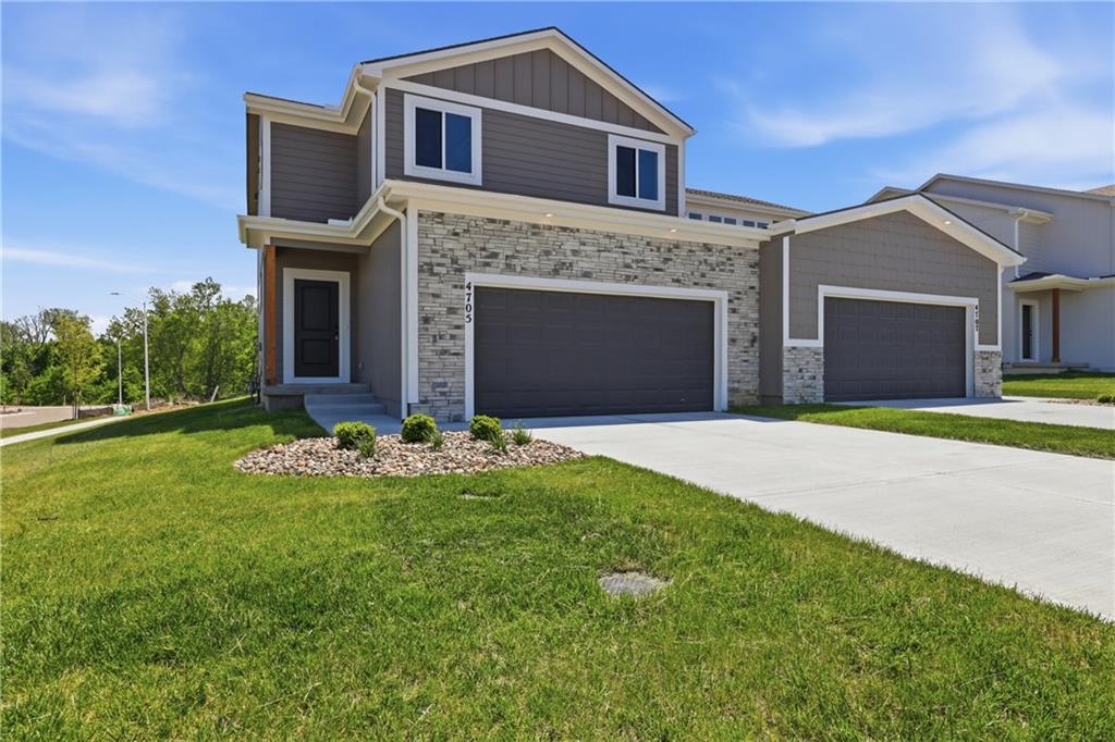 4705 Brentwood Avenue - Photo 1