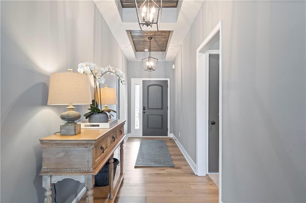 405 SW Mulberry Court - Photo 1