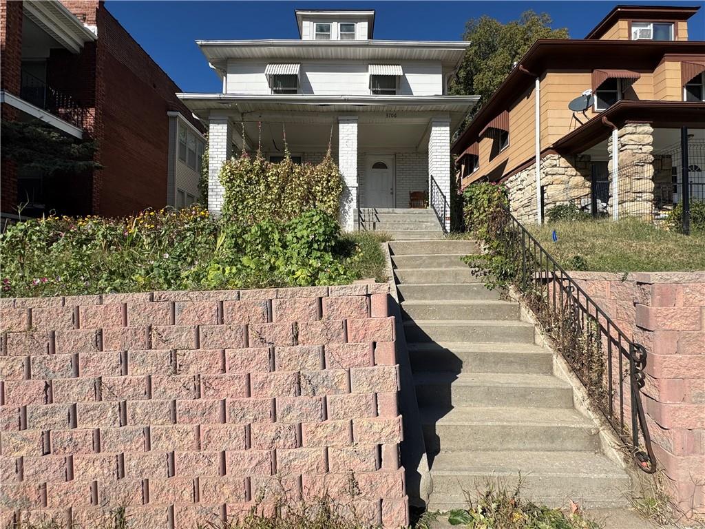 3706 Saint John Avenue - Photo 1