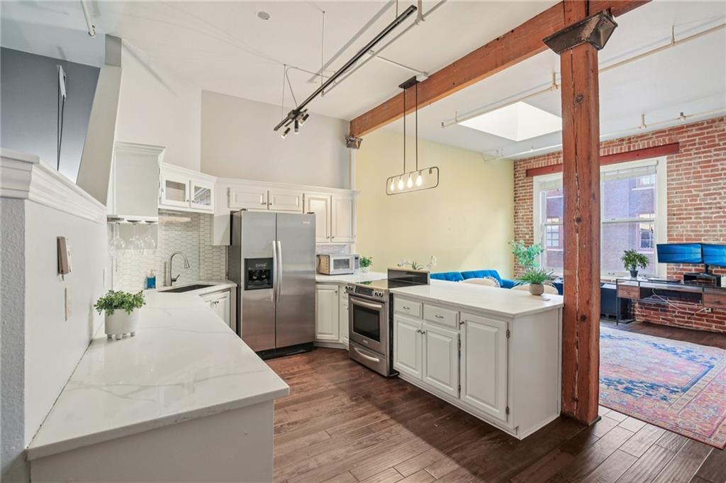 308 W 8th Street #509 - Photo 1