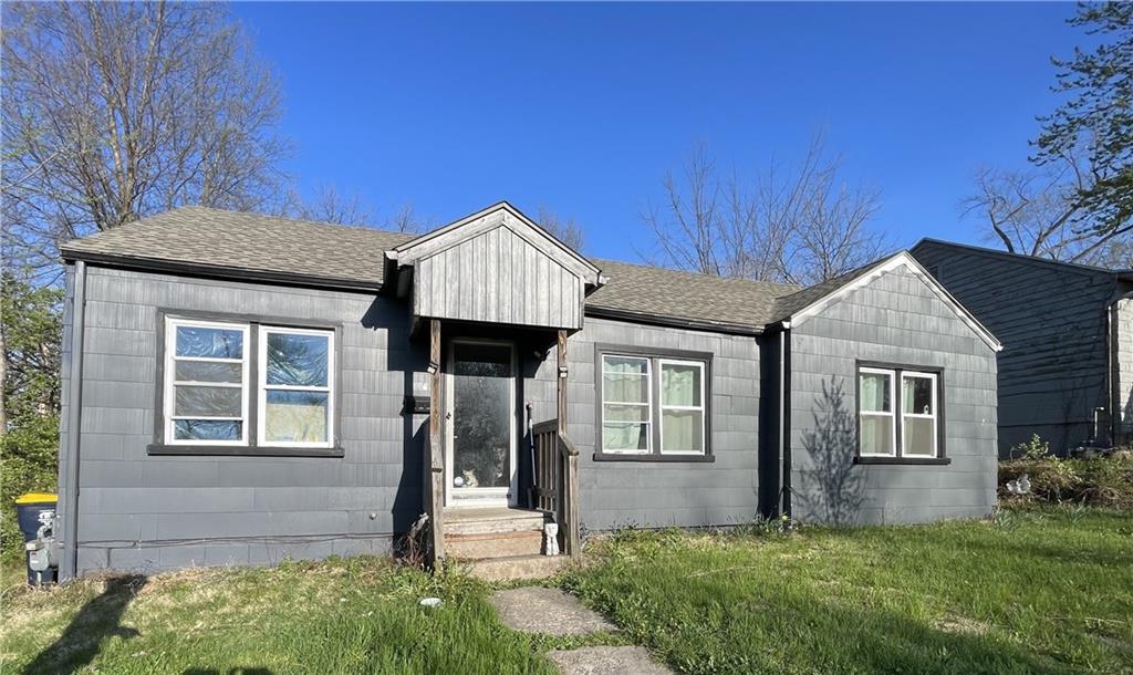 7905 Brooklyn Avenue - Photo 1