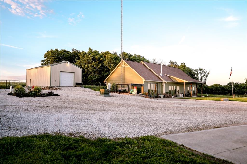 1193 SE 23 Highway - Photo 1