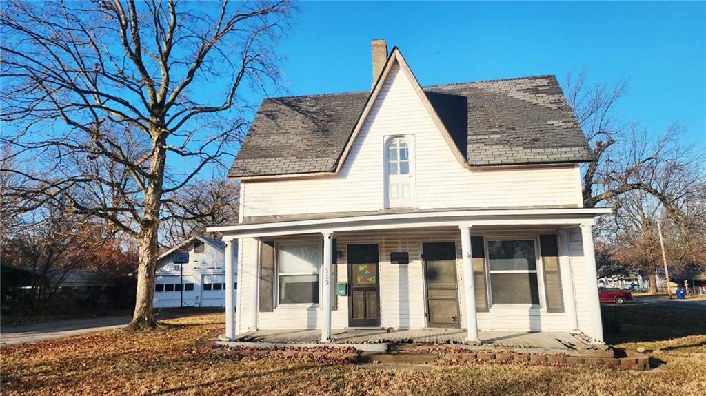325 N Pennsylvania Avenue - Photo 1