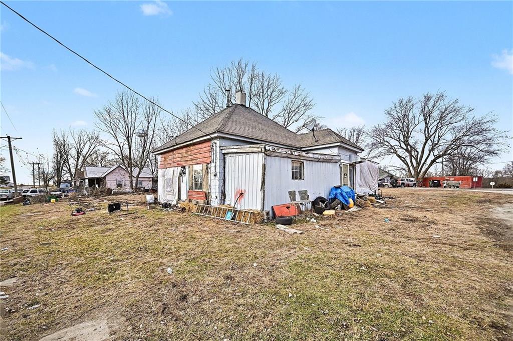 313 E 3rd Street - Photo 1